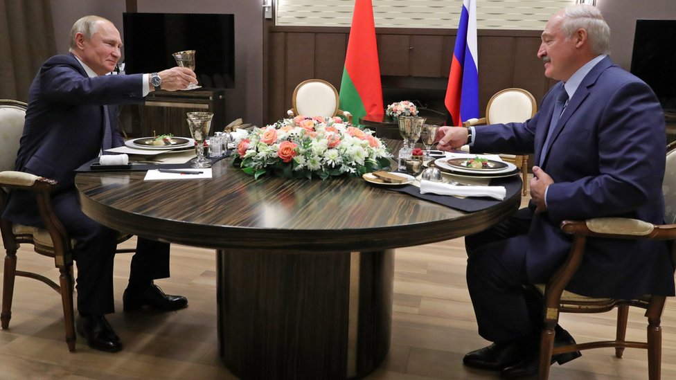 Интеграция под настроение: испортит ли Лукашенко праздник России?