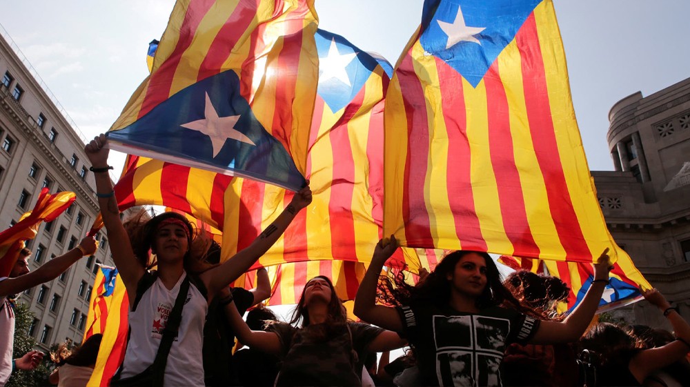 Негвалтоўная беларусізацыя: Каталонскі прыклад моўнага адраджэння 