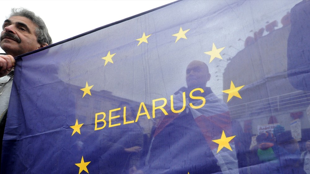 Зачем Беларуси идея европейскости? Разговор с Александром Милинкевичем