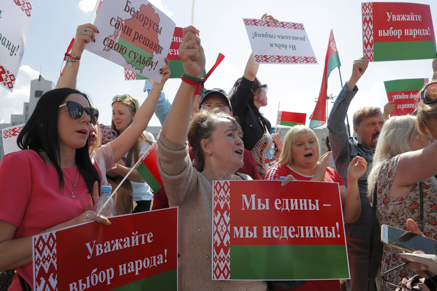 Соблазн автократии: почему свобода проигрывает — в Беларуси и по всему миру