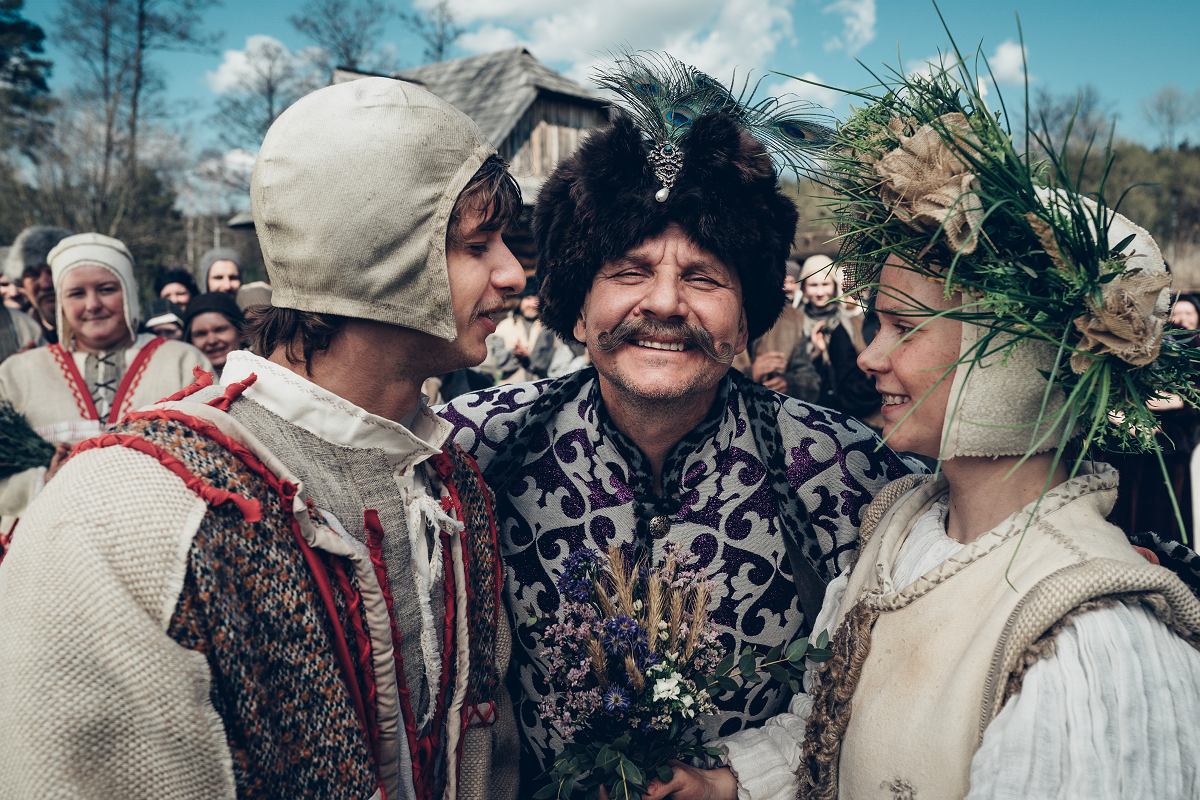 “Новая аристократия”: превратилась ли правящая элита при Лукашенко в закрытую касту? “Новая аристократия”: превратилась ли правящая элита при Лукашенко в закрытую касту?